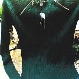 Brand new fitted sweater
